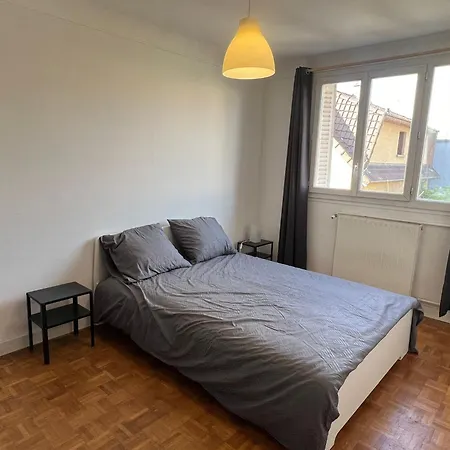 Apartment Joli A Montreuil, Proche Des Nouvelles Stations De Metro *